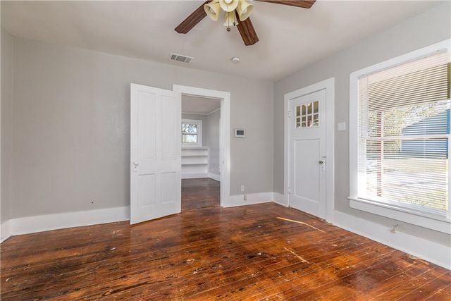 401 Harcourt Street, Weatherford, TX 76086