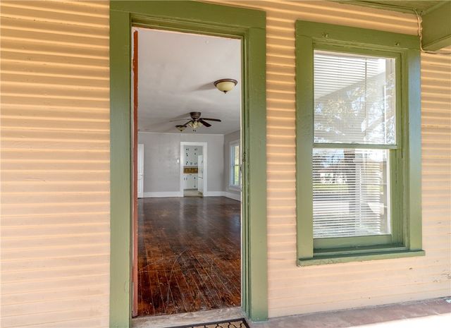 401 Harcourt Street, Weatherford, TX 76086