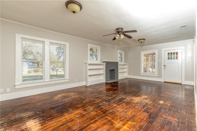 401 Harcourt Street, Weatherford, TX 76086