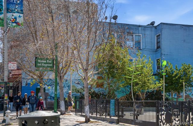 736 Valencia Street 301, San Francisco, CA 94110