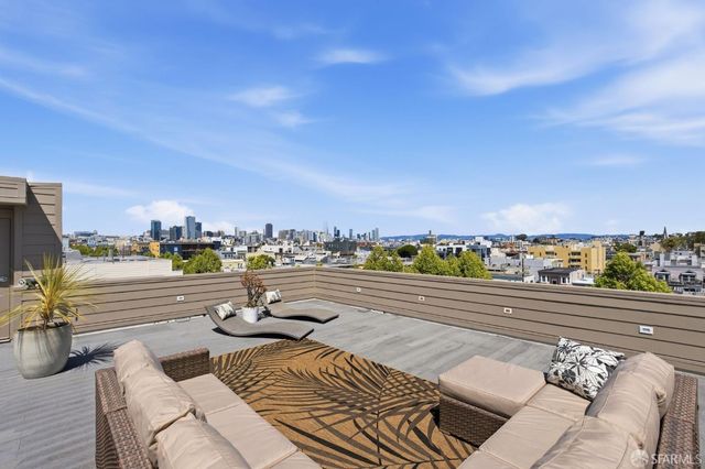 736 Valencia Street 301, San Francisco, CA 94110