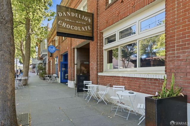 736 Valencia Street 301, San Francisco, CA 94110