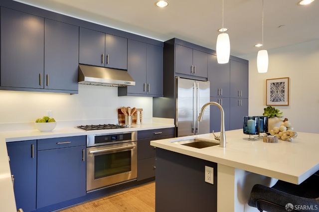 736 Valencia Street 301, San Francisco, CA 94110