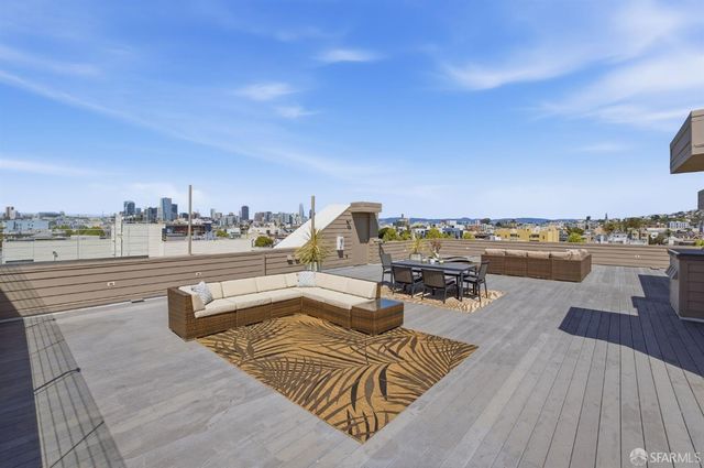 736 Valencia Street 301, San Francisco, CA 94110
