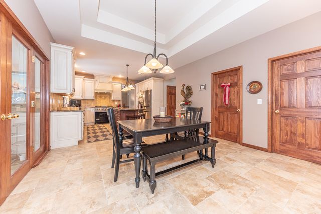 2040 Bay Hill Court, Pittsfield Charter Twp, MI 48108