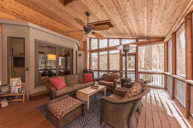 2040 Bay Hill Court, Pittsfield Charter Twp, MI 48108