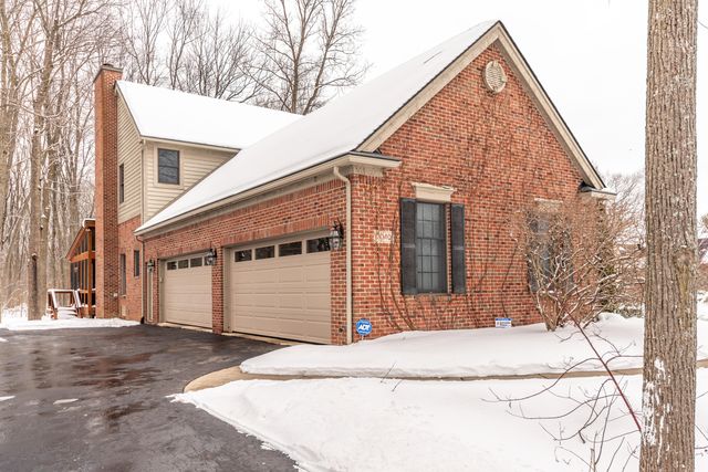 2040 Bay Hill Court, Pittsfield Charter Twp, MI 48108