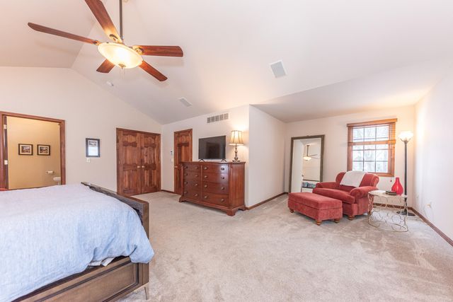 2040 Bay Hill Court, Pittsfield Charter Twp, MI 48108