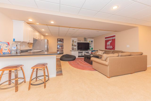 2040 Bay Hill Court, Pittsfield Charter Twp, MI 48108