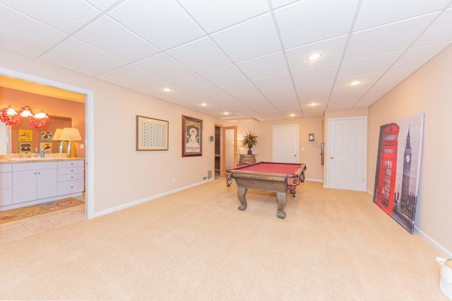 2040 Bay Hill Court, Pittsfield Charter Twp, MI 48108