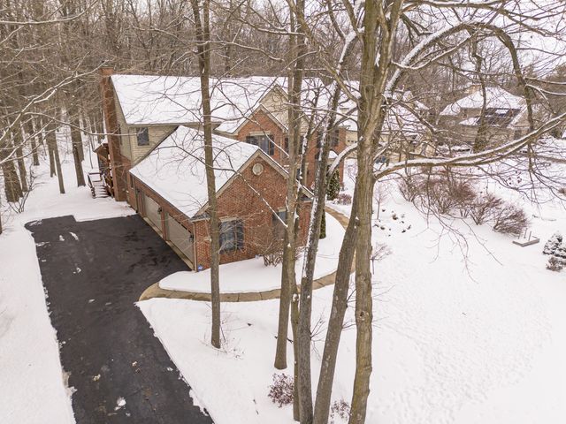 2040 Bay Hill Court, Pittsfield Charter Twp, MI 48108