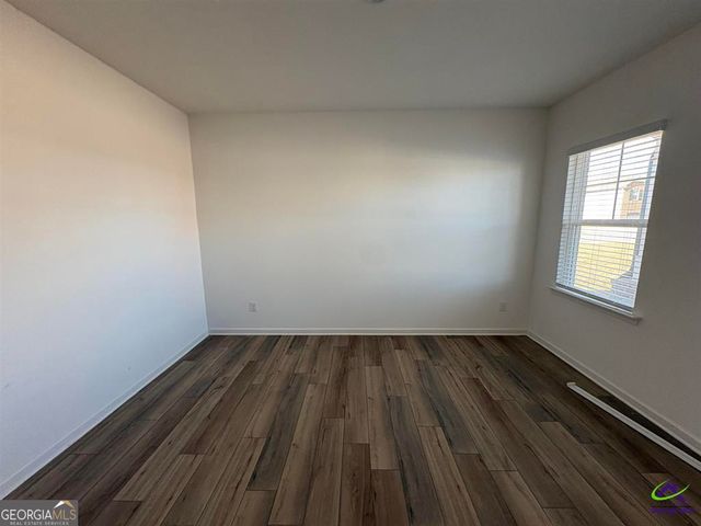 1100 Holland Drive, Hampton, GA 30228