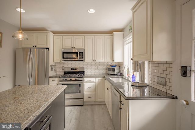 504 SPRING LN, Wyndmoor, PA 19038