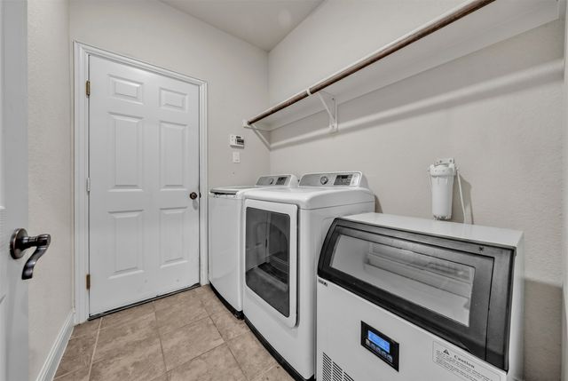 7235 Orillo, Grand Prairie, TX 75054