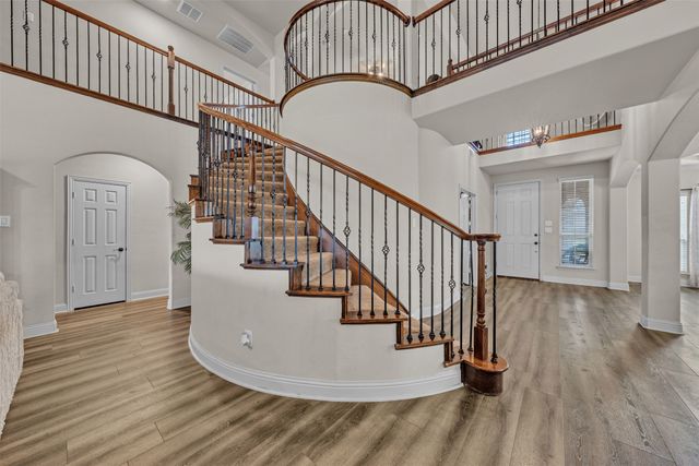 7235 Orillo, Grand Prairie, TX 75054