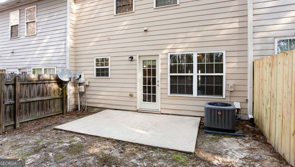 1255 Chinon Point, Lithonia, GA 30058 — photo 2