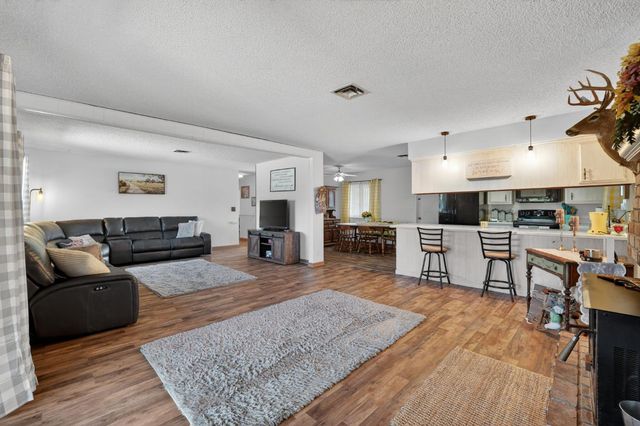 1505 Swallow Way, Roseville, CA 95661