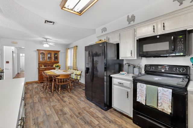 1505 Swallow Way, Roseville, CA 95661