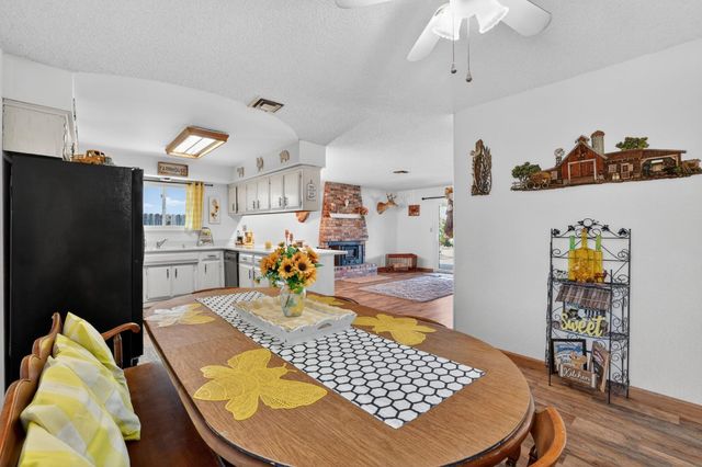 1505 Swallow Way, Roseville, CA 95661