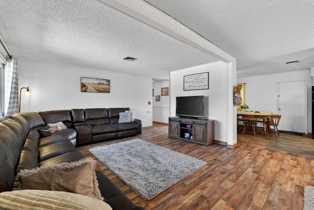 1505 Swallow Way, Roseville, CA 95661