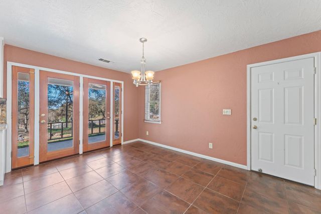 7259 White Oak Ln, Browns Valley, CA 95918