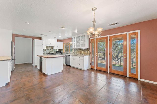 7259 White Oak Ln, Browns Valley, CA 95918