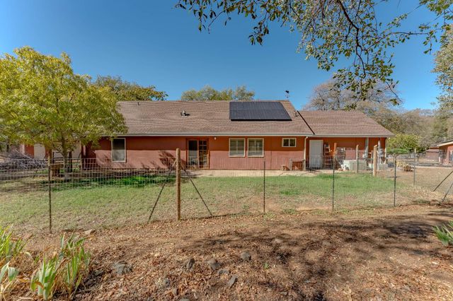 7259 White Oak Ln, Browns Valley, CA 95918