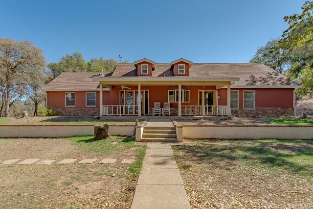 7259 White Oak Ln, Browns Valley, CA 95918