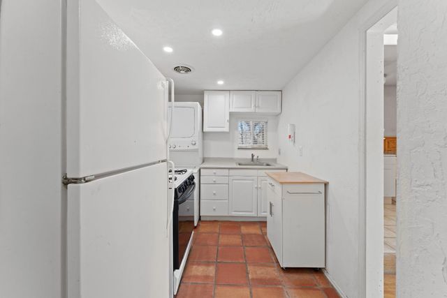 7259 White Oak Ln, Browns Valley, CA 95918