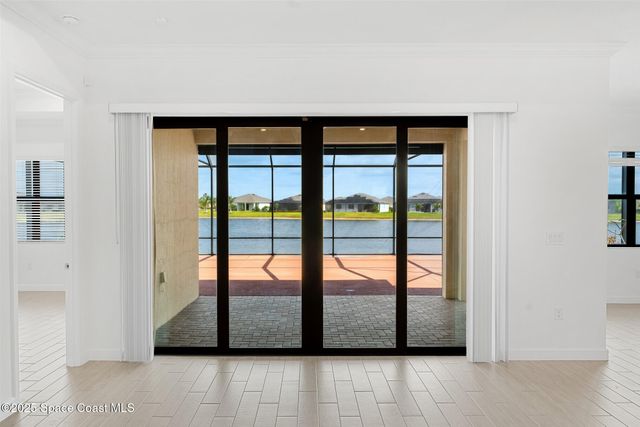 1082 Great Belt Circle, Melbourne, FL 32940