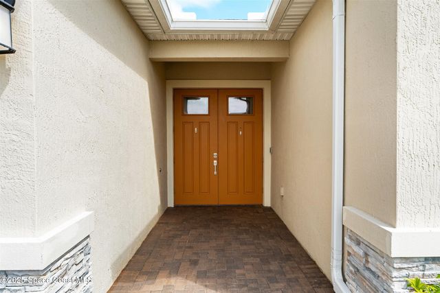 1082 Great Belt Circle, Melbourne, FL 32940