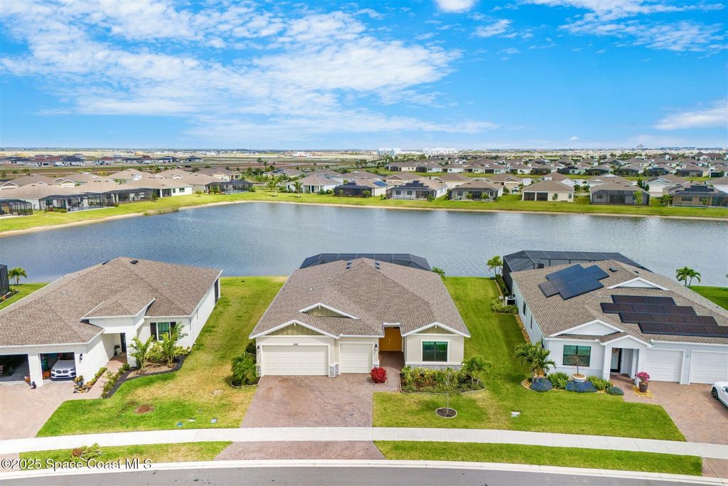 1082 Great Belt Circle, Melbourne, FL 32940