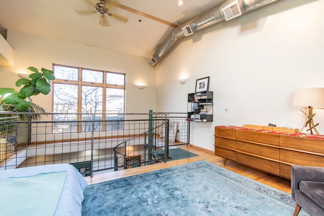 2144 Ashland Avenue 5, Evanston, IL 60201
