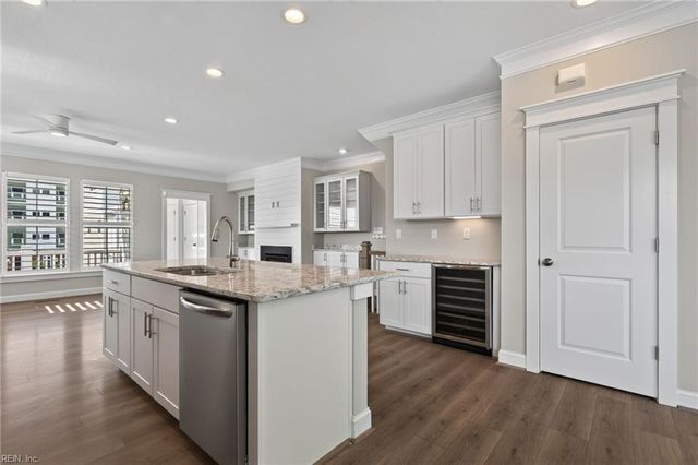 320 30th ST, Virginia Beach, VA 23451