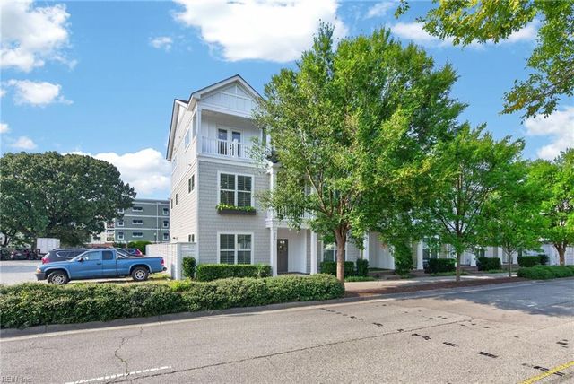 320 30th ST, Virginia Beach, VA 23451