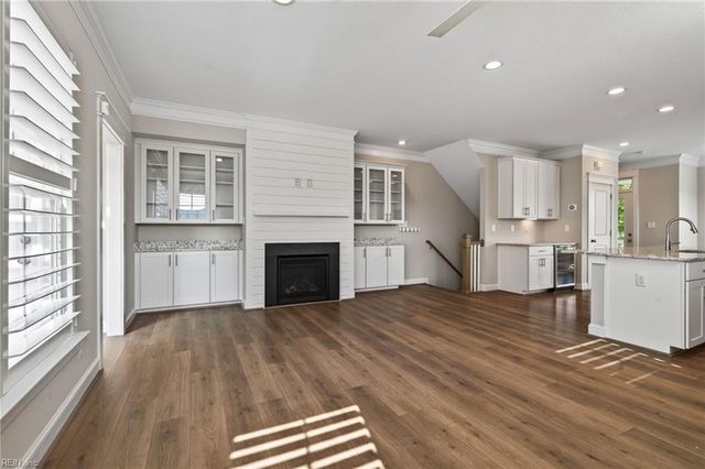 320 30th ST, Virginia Beach, VA 23451