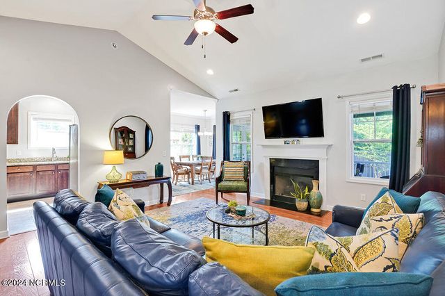 320 Craftsman Way, Wilmington, NC 28411