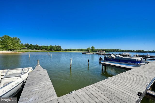 418 WINDWOOD COVES BLVD, Mineral, VA 23117