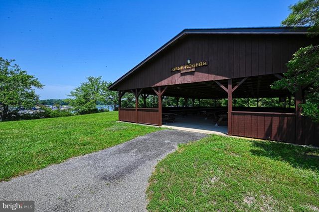 418 WINDWOOD COVES BLVD, Mineral, VA 23117