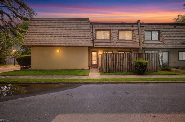 1274 Pacifica CT, Newport News, VA 23608