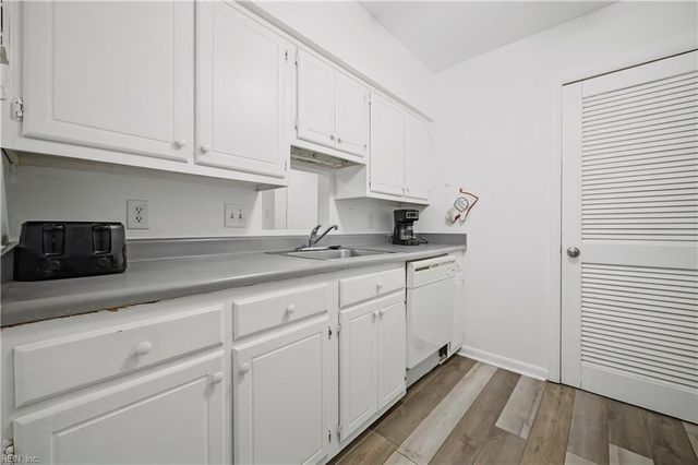 1274 Pacifica CT, Newport News, VA 23608