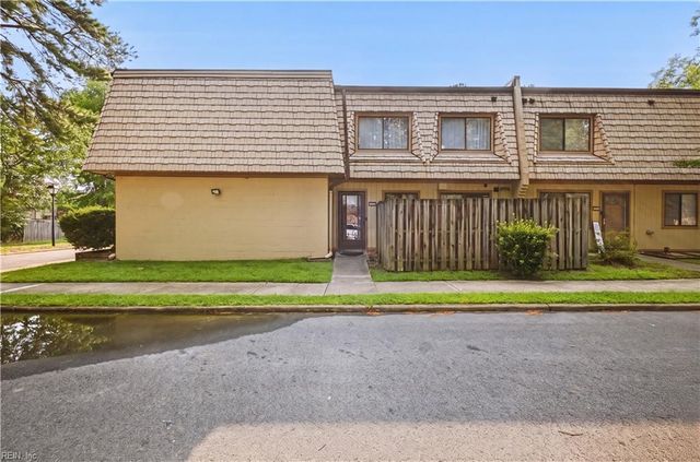 1274 Pacifica CT, Newport News, VA 23608