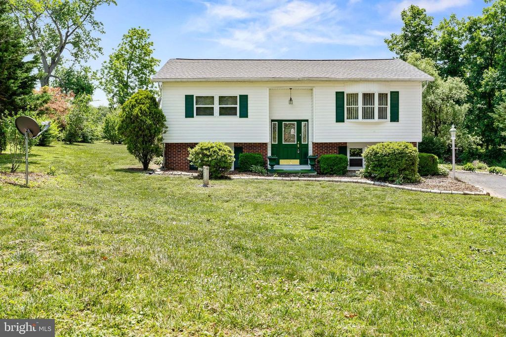Image 1 of property listing at 56 WOODLYN RD, Rising Sun, MD 21911