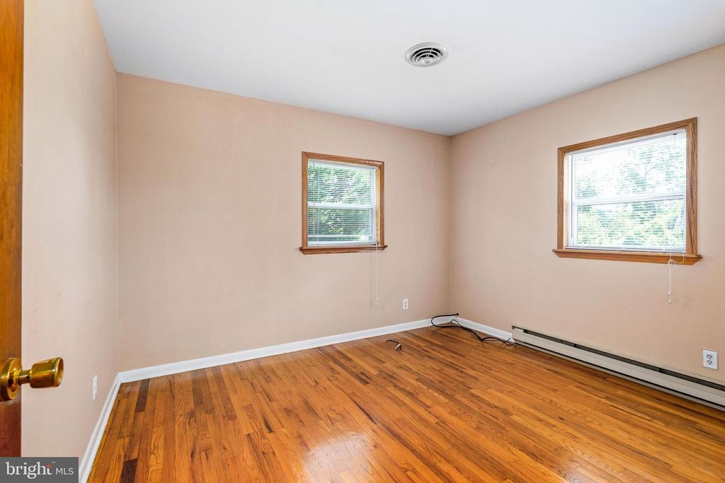 Image 22 of property listing at 56 WOODLYN RD, Rising Sun, MD 21911