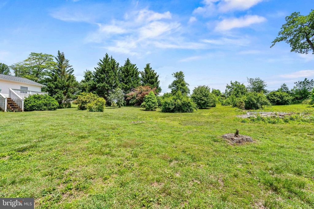 Image 5 of property listing at 56 WOODLYN RD, Rising Sun, MD 21911
