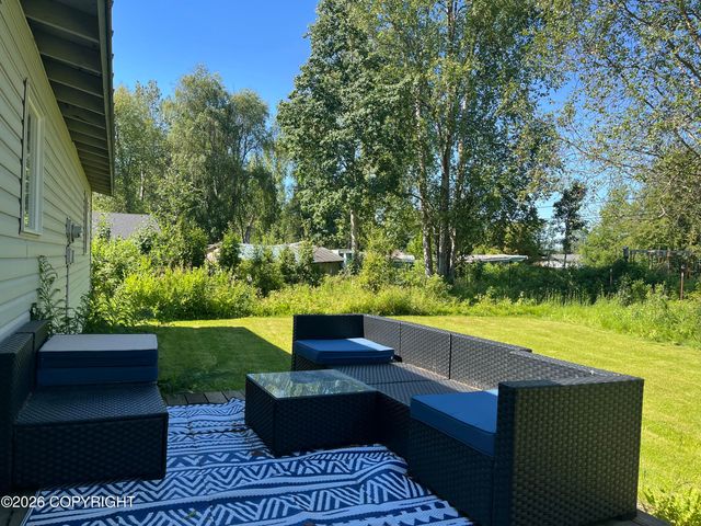 328 W Riverview Avenue, Soldotna, AK 99669