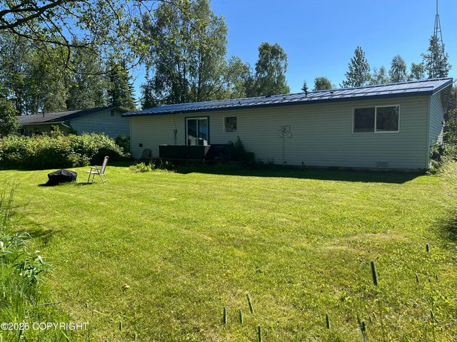 328 W Riverview Avenue, Soldotna, AK 99669