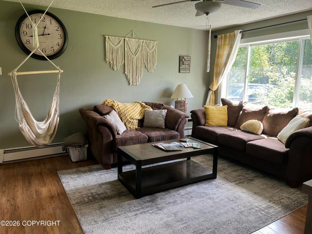 328 W Riverview Avenue, Soldotna, AK 99669