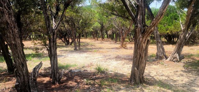 3500 Lohmans Ford RD 17, Lago Vista, TX 78645