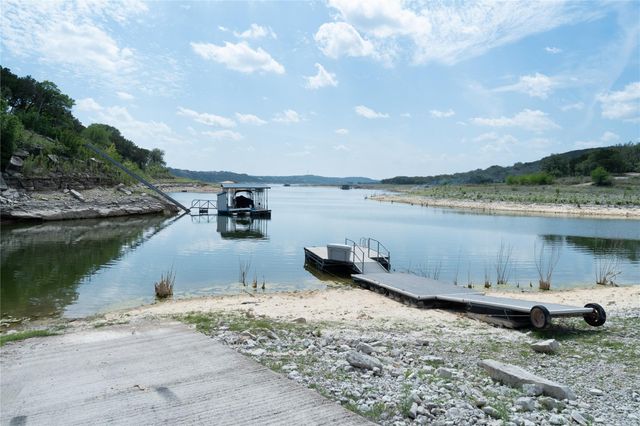 3500 Lohmans Ford RD 17, Lago Vista, TX 78645